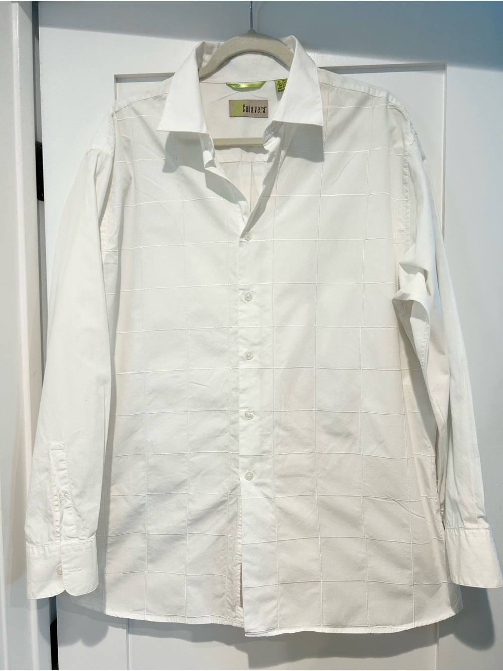 Cubavera White Men's Dress Shirt with Subtle Grid XL